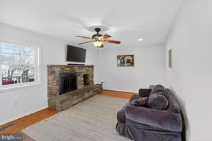 7200 Beachway Ct, Springfield, VA 22153 - Photo 6