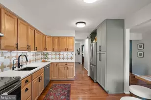 9607 Lake Braddock Dr, Burke, VA 22015 - Photo 16