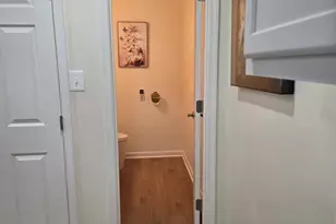 11701 Scooter Ln, Fairfax, VA 22030 - Photo 14