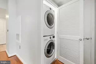 2451 Midtown Ave, Alexandria, VA 22303 - Photo 18