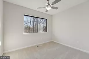 11931 Barrel Cooper Ct, Reston, VA 20191 - Photo 16