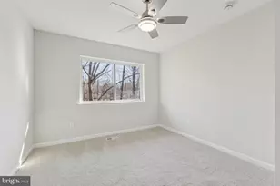 11931 Barrel Cooper Ct, Reston, VA 20191 - Photo 14