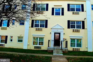 2237 Farrington Ave, Alexandria, VA 22303 - Photo 1
