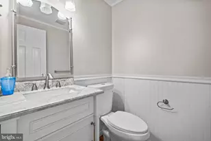 7819 Freehollow Dr, Falls Church, VA 22042 - Photo 12