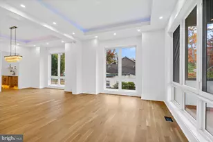 1832 Pimmit Dr, Falls Church, VA 22043 - Photo 6