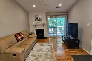 8637 Beekman Pl, Alexandria, VA 22309 - Photo 4