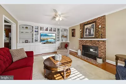 5404 Francy Adams Court, Fairfax, VA 22032 - Photo 6