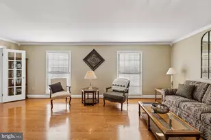 5404 Francy Adams Ct, Fairfax, VA 22032 - Photo 10