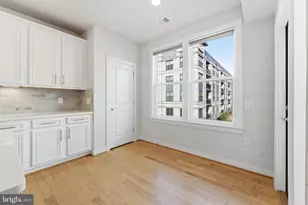 13331 Launders St, Herndon, VA 20171 - Photo 10