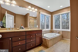 11300 Water Pointe Cir, Reston, VA 20194 - Photo 18