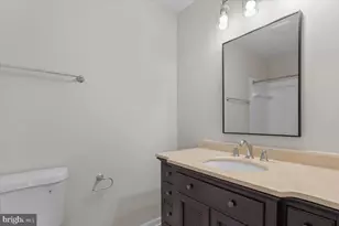 1139 Autumnhaze Ct, Herndon, VA 20170 - Photo 24