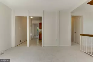 9830 Sweet Mint Dr, Vienna, VA 22181 - Photo 6