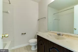 9830 Sweet Mint Dr, Vienna, VA 22181 - Photo 18