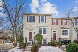 14701 Winterfield Ct, Centreville, VA 20120 - Photo 2