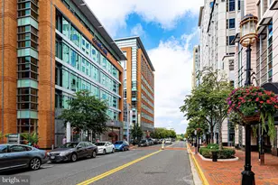 12000 Market St, Reston, VA 20190 - Photo 40