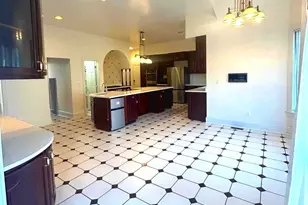 914 Helga Pl, McLean, VA 22102 - Photo 14