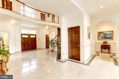 914 Helga Place, McLean, VA 22102 - Photo 6