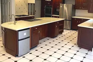 914 Helga Pl, McLean, VA 22102 - Photo 10