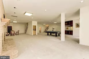914 Helga Pl, McLean, VA 22102 - Photo 66