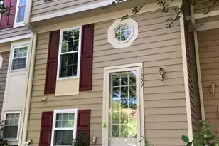 1539 Woodcrest Dr, Reston, VA 20194 - Photo 44