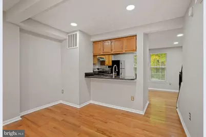 1539 Woodcrest Drive, Reston, VA 20194 - Photo 6