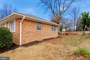 3723 Munson Rd, Falls Church, VA 22041 - Photo 14