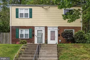 5883 Blaine Dr, Alexandria, VA 22303 - Photo 2