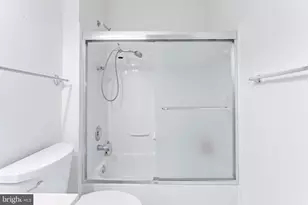 11575 Cavalier Landing Ct, Fairfax, VA 22030 - Photo 26