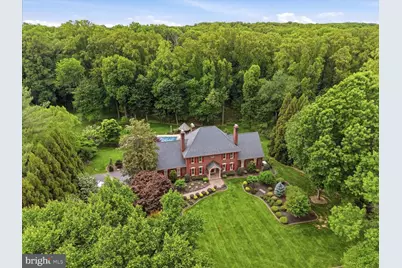 10105 Walker Lake Drive, Great Falls, VA 22066 - Photo 110