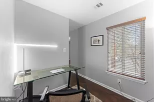 2806 Lee Oaks Pl, Falls Church, VA 22046 - Photo 18