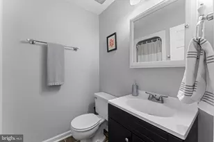 2806 Lee Oaks Pl, Falls Church, VA 22046 - Photo 24