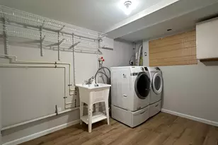 6731 Crest Pl, Falls Church, VA 22046 - Photo 12