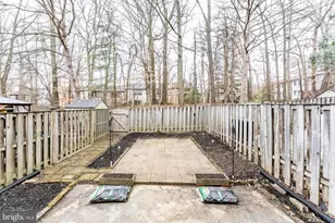 6020 Forrest Hollow Ln, Springfield, VA 22152 - Photo 38