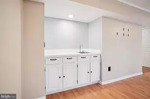 2816 Kelly Square, Vienna, VA 22181 - Photo 56