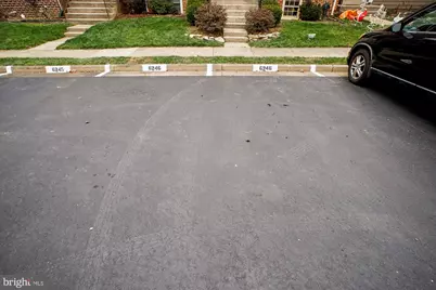 2816 Kelly Square, Vienna, VA 22181 - Photo 4