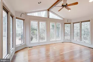 9018 Hamilton Dr, Fairfax, VA 22031 - Photo 18