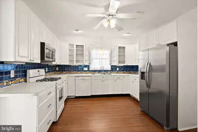 820 Locust Street, Herndon, VA 20170 - Photo 12