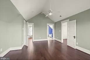 820 Locust St, Herndon, VA 20170 - Photo 34