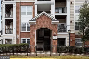 12933 Centre Park Cir, Herndon, VA 20171 - Photo 20