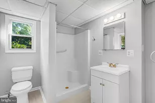 8230 Gregory Dr, Alexandria, VA 22309 - Photo 24