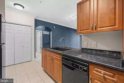 12925 Centre Park Circle #304, Herndon, VA 20171 - Photo 8
