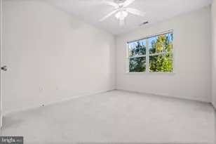 12925 Centre Park Cir, Herndon, VA 20171 - Photo 14