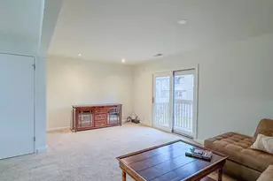 2437 Glengyle Dr, Vienna, VA 22181 - Photo 30