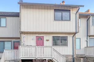 2437 Glengyle Dr, Vienna, VA 22181 - Photo 4