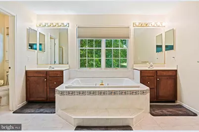 10509 Dunn Meadow Road, Vienna, VA 22182 - Photo 30