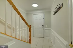 4009 Timber Oak Trl, Fairfax, VA 22033 - Photo 4