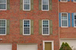 4009 Timber Oak Trl, Fairfax, VA 22033 - Photo 2