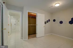 4009 Timber Oak Trl, Fairfax, VA 22033 - Photo 6