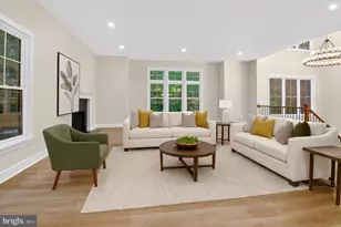 11600 Blue Ridge Ln, Great Falls, VA 22066 - Photo 6