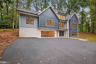 11600 Blue Ridge Ln, Great Falls, VA 22066 - Photo 24